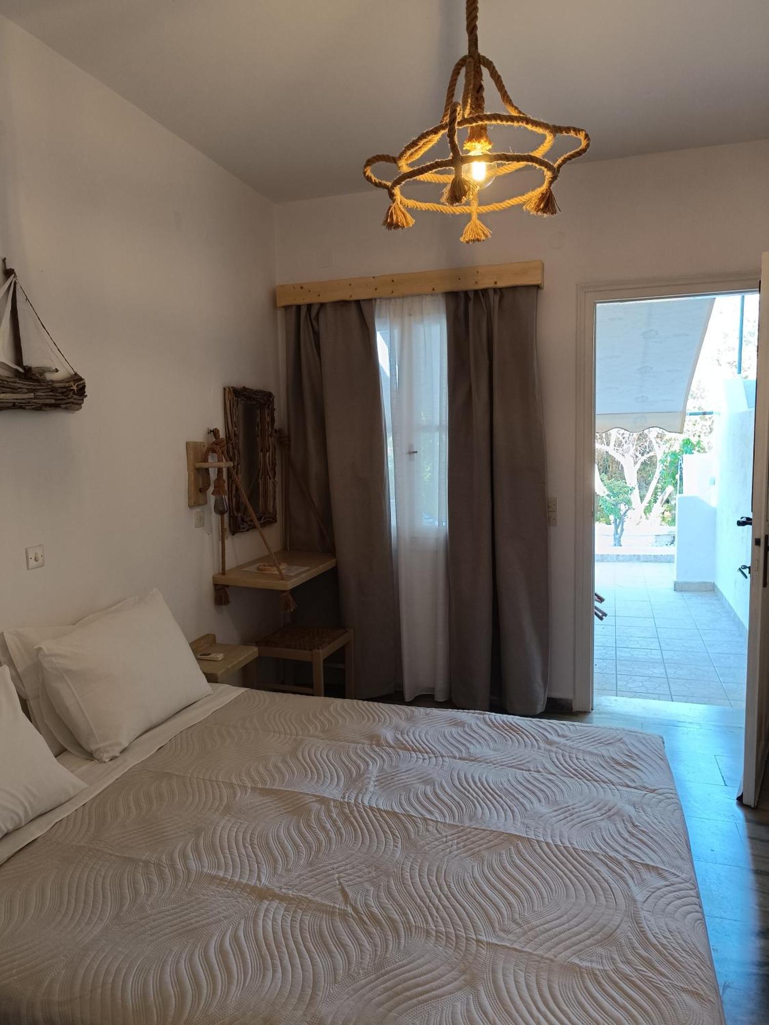 Athina Studio Apartments Kerveli Exterior foto