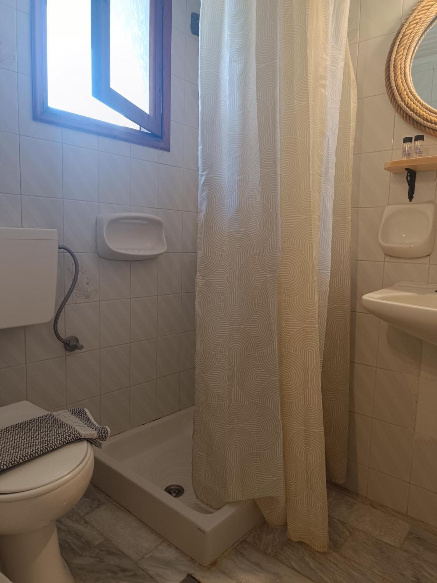 Athina Studio Apartments Kerveli Zimmer foto