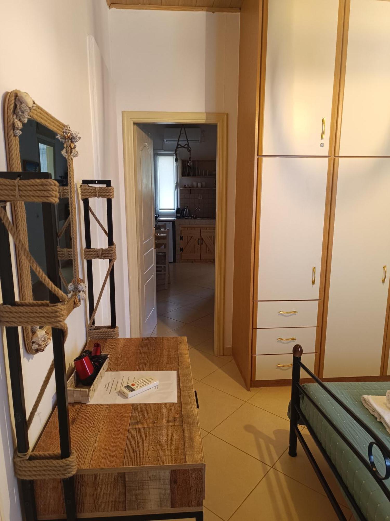 Athina Studio Apartments Kerveli Zimmer foto